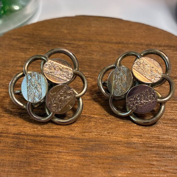 Vintage Sarah Coventry Young & Gay Bracelet & Earring Set - Picture 2 of 9